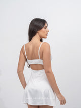 Λευκό bridal σατέν νυχτικό με δαντέλα