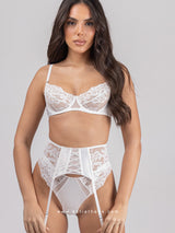 Λευκό σετ εσωρούχων με ζαρτιέρες τύπου κορσέ