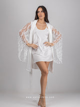 Λευκό κοντό νυφικό σετ ρόμπα με πούπουλα και νυχτικό