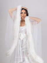 Λευκό νυφικό σετ με τούλινη oversized μακριά ρόμπα