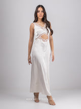 Off white σατέν μακρύ νυχτικό με δαντέλα