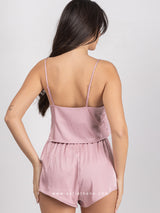 Ροζ σατέν σετ πιτζάμες με τοπ & σορτς