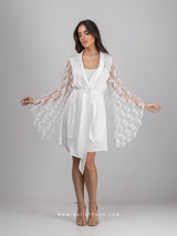 Λευκό κοντό νυφικό σετ ρόμπα με πούπουλα και νυχτικό