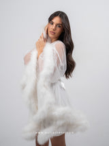 Λευκό νυφικό σετ με τούλινη oversized κοντή ρόμπα